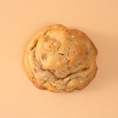 Roasted Almond with Amber chocolate